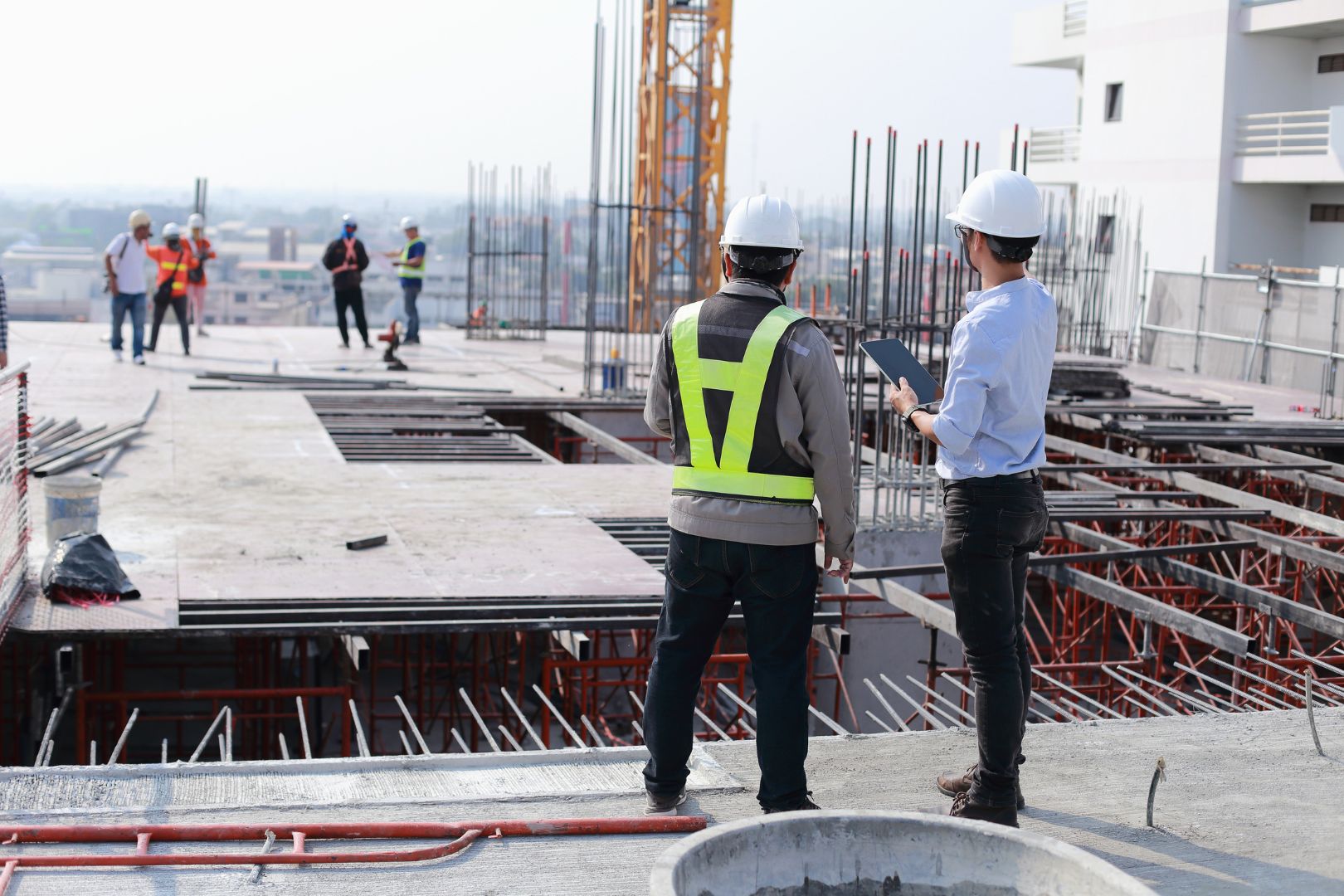 CONSTRUIR ES CREAR FUTURO